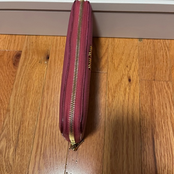 MiuMiu zip around long wallet - Picture 3 of 9